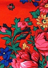 Load image into Gallery viewer, Qungasiilitaq/Scarf
