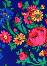 Load image into Gallery viewer, Qungasiilitaq/Scarf
